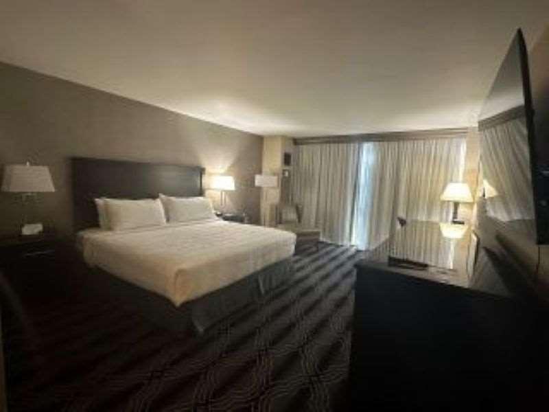 Grand Resort Hotel - Mt Laurel - Philadelphia マウント・ローレル 部屋 写真