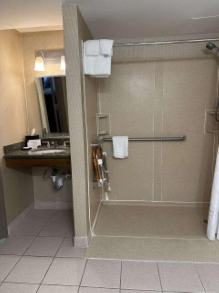 Grand Resort Hotel - Mt Laurel - Philadelphia マウント・ローレル エクステリア 写真