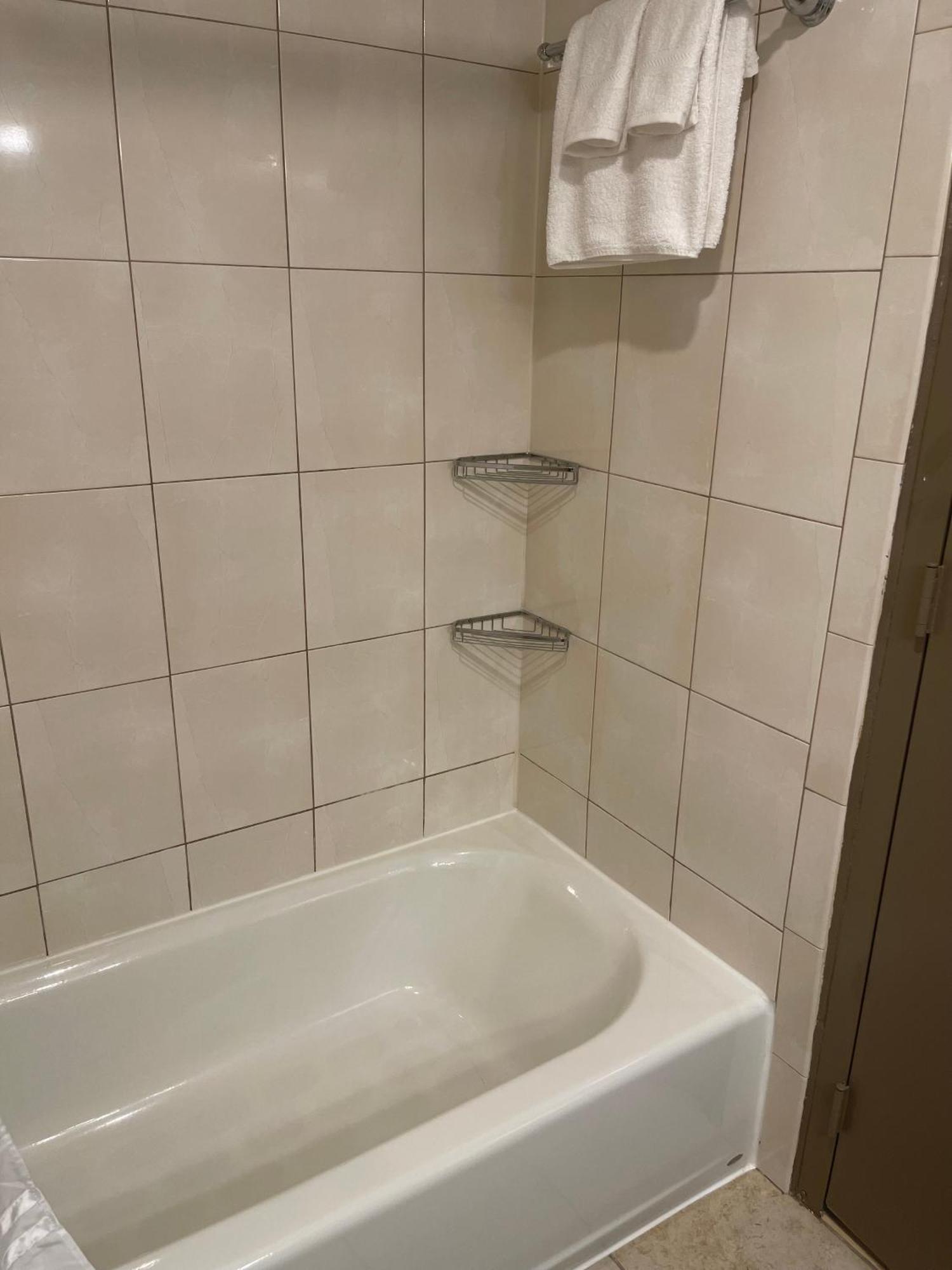 Grand Resort Hotel - Mt Laurel - Philadelphia マウント・ローレル エクステリア 写真