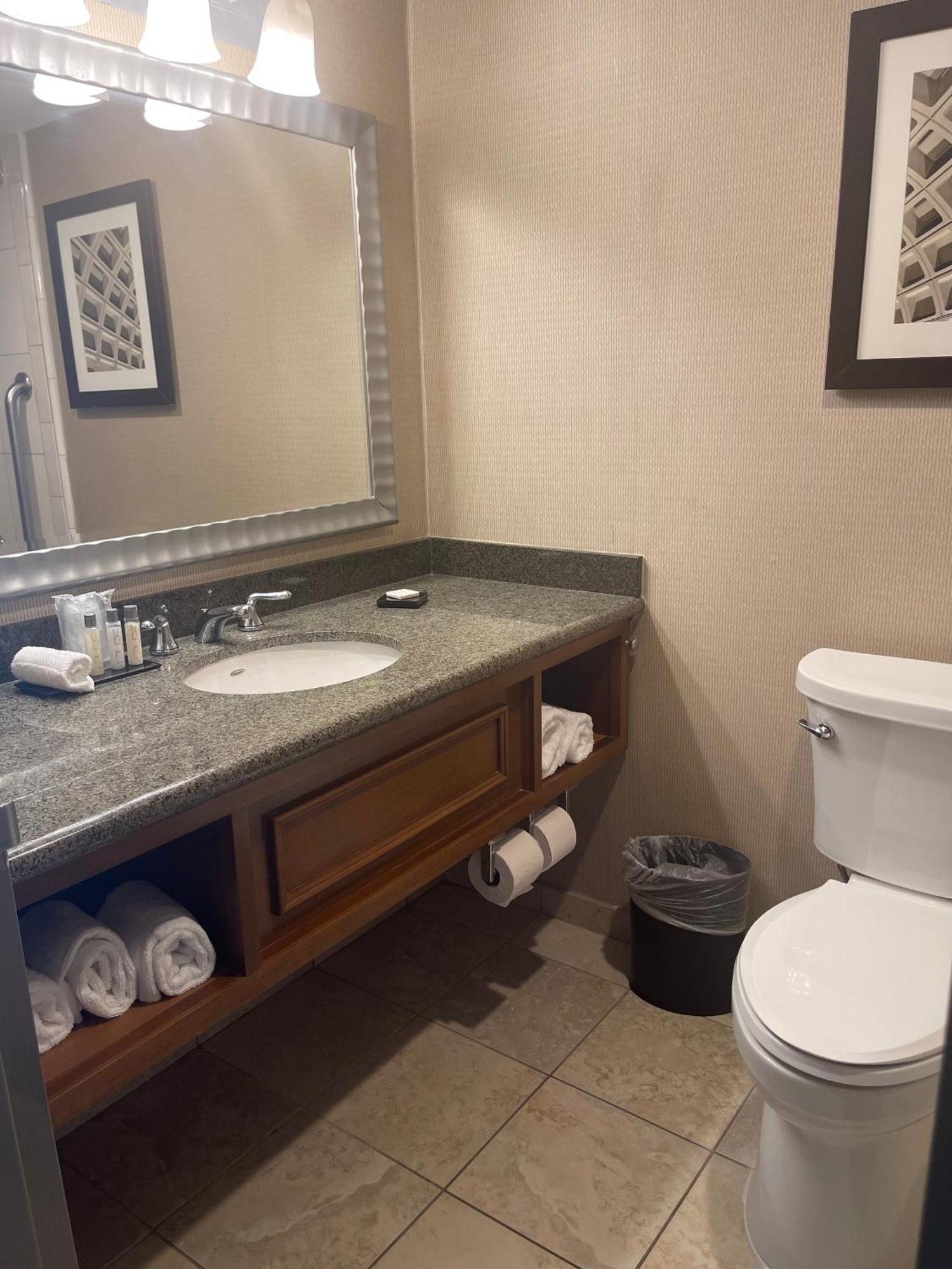 Grand Resort Hotel - Mt Laurel - Philadelphia マウント・ローレル エクステリア 写真