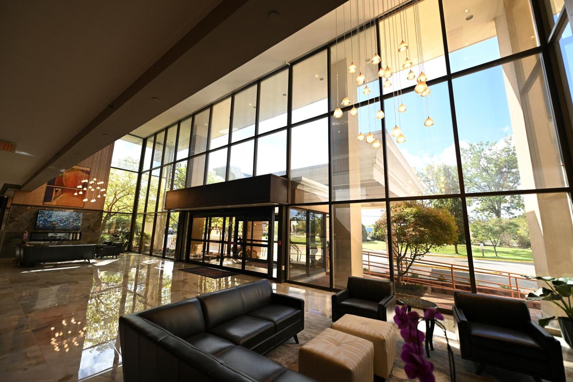 Grand Resort Hotel - Mt Laurel - Philadelphia マウント・ローレル エクステリア 写真