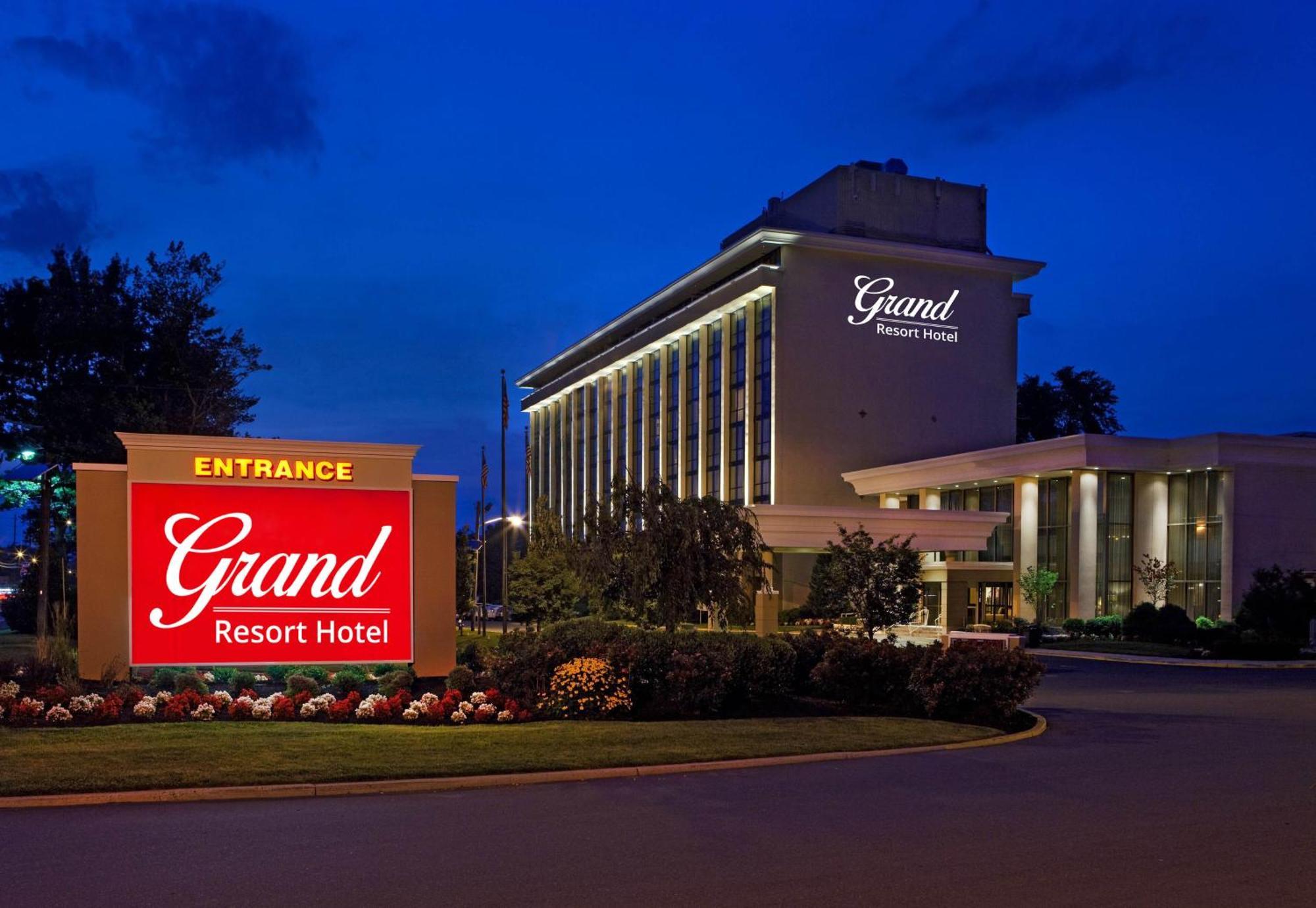 Grand Resort Hotel - Mt Laurel - Philadelphia マウント・ローレル エクステリア 写真